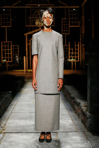 Look 37